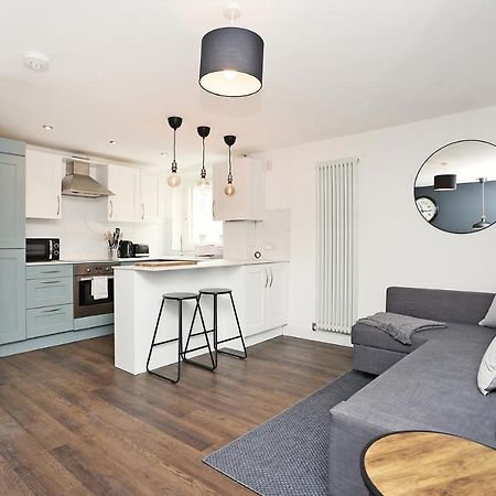 Joivy Contemporary Royal Mile Apartment With Balcony Edinburgh Dış mekan fotoğraf