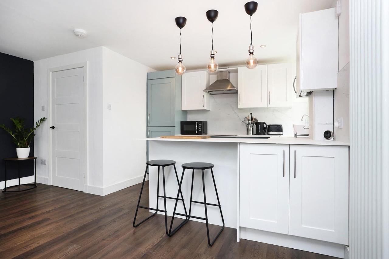 Joivy Contemporary Royal Mile Apartment With Balcony Edinburgh Dış mekan fotoğraf